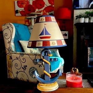 Small night table nautical lamp 40 watts